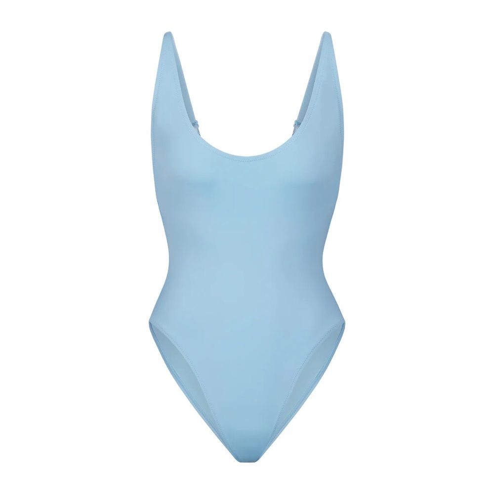 🔥NWT 🩵LIMITED EDITION SKIMS Swim Scoop Neck One Piece 🩵🩵🩵
